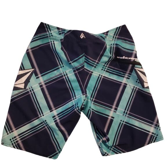 Volcom Men's Navy Blue Aqua Plaid 4 Way Stretch Board Shorts Size 30 - Picture 1 of 4